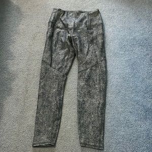 Cheetah print leggings